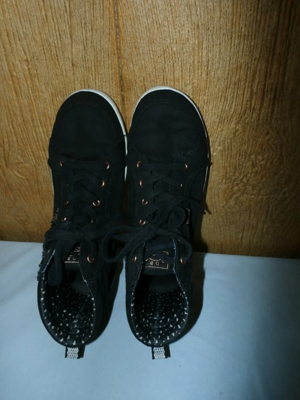 BOBS by Skechers Women’s Black High Top Lace Up Sneakers Comfort Shoes Size 8